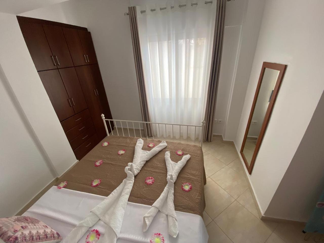 Tarace Sea View Apartment Sarandë Exterior foto